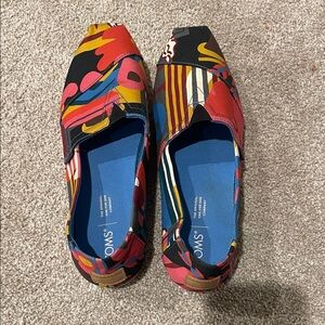 Toms Women’s printed flats